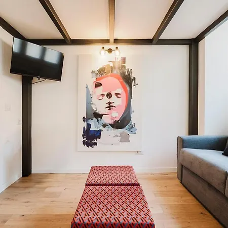 Casa In Palazzo Liberty - E Ben Collegato Apartment *